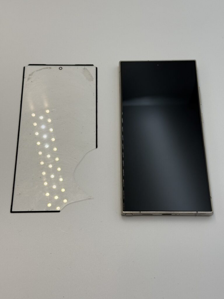 Samsung Galaxy S24 ultra regeneracja zbitej szybki Łódź | Klinika Szybek