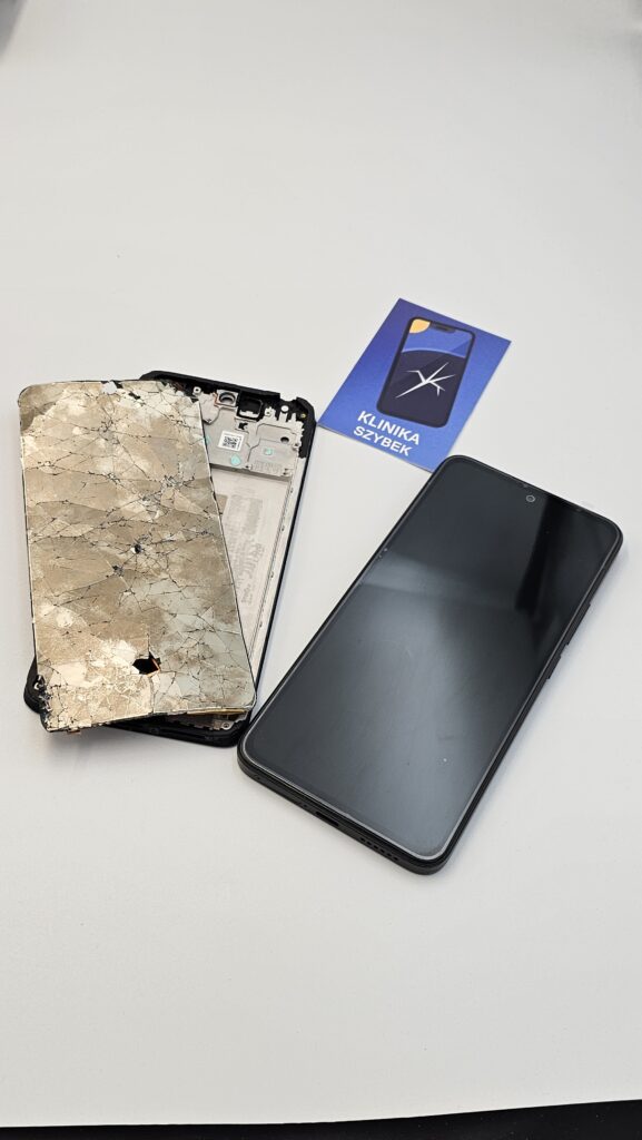 Wymiana wyświetlacza Redmi Note 13 – Klinika Szybek