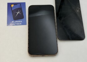 iPhone ma zielony ekran? Możliwe przyczyny i skuteczna naprawa w Klinika Szybek Łódź